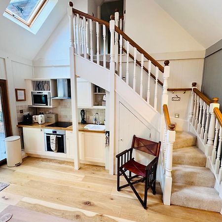 Little Woodside a beautiful New Forest self contained private luxury annexe New Milton Extérieur photo