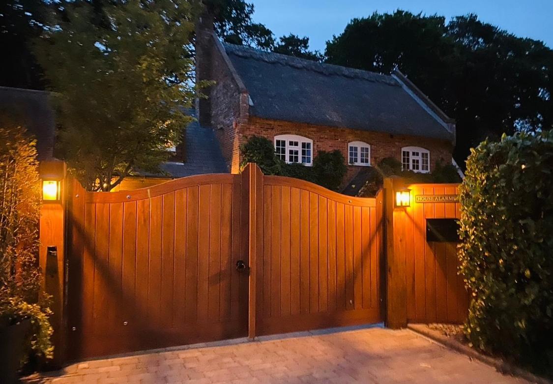 Little Woodside a beautiful New Forest self contained private luxury annexe New Milton Extérieur photo