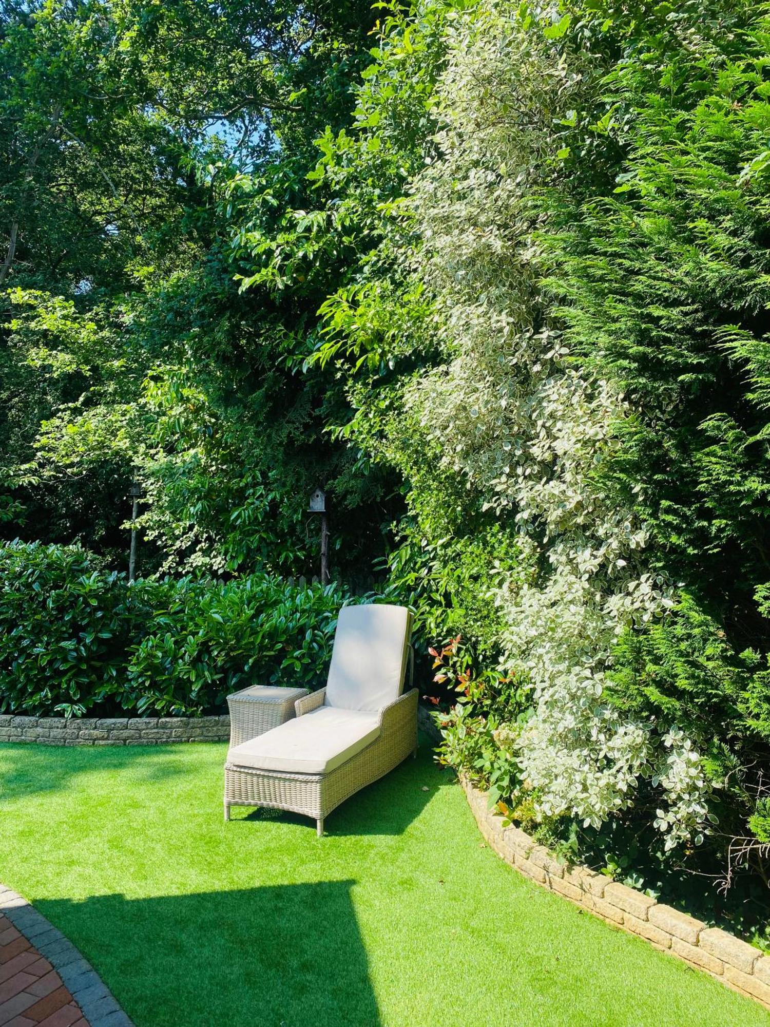 Little Woodside a beautiful New Forest self contained private luxury annexe New Milton Extérieur photo