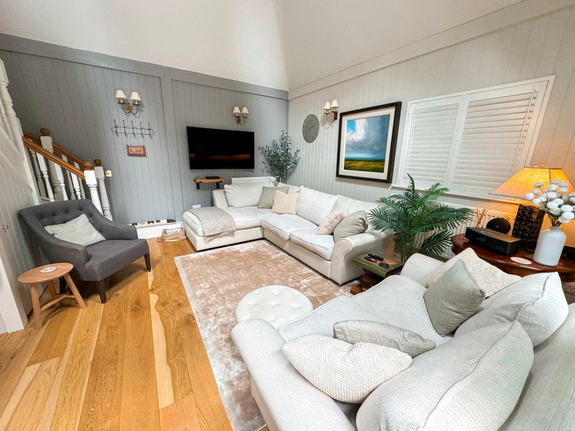 Little Woodside a beautiful New Forest self contained private luxury annexe New Milton Extérieur photo